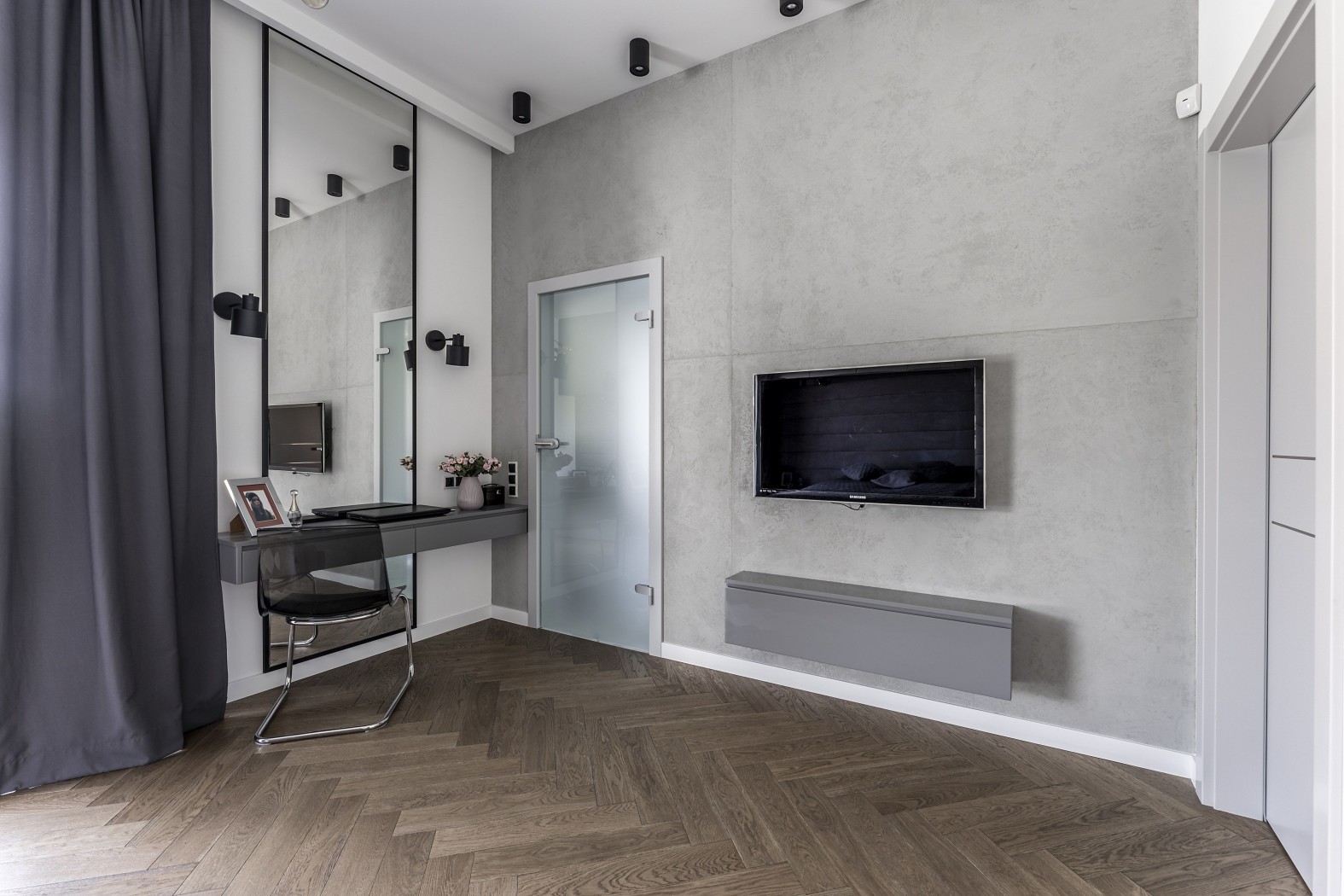 _WAG4094-HDR